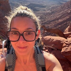 Meet your Posher, Leslie